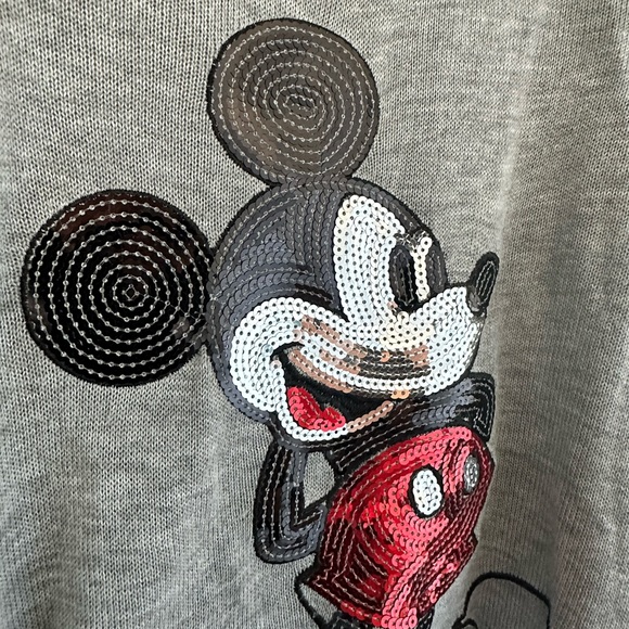 Mickey Mouse sweater with sequence detail - Picture 2 of 3